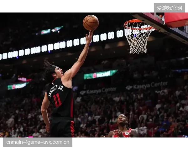 哈克斯22+13+7！无名新秀瞬间成为热火第二核